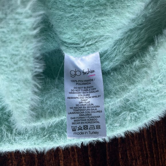 Mint Green Faux Fur Cropped Tank Top - Picture 4 of 4